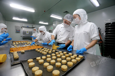 中秋將至 眉山傳統(tǒng)手工月餅備貨忙